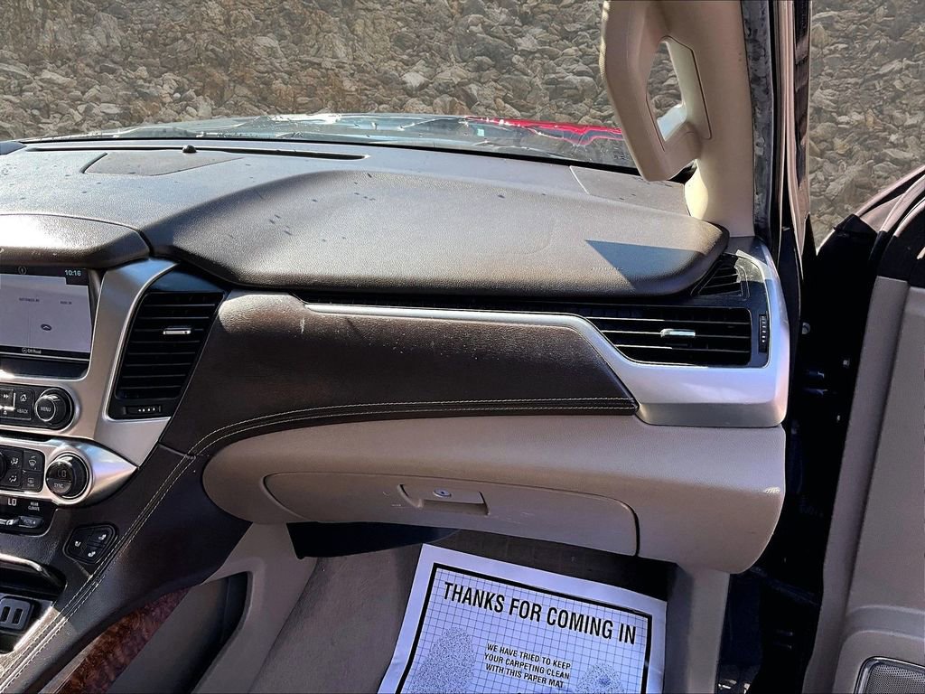 Used 2020 Chevrolet Suburban Premier image 15