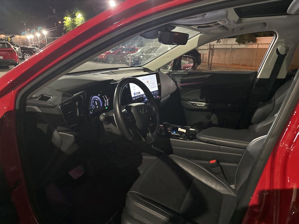 Used 2022 Lexus NX 350h AWD image 7