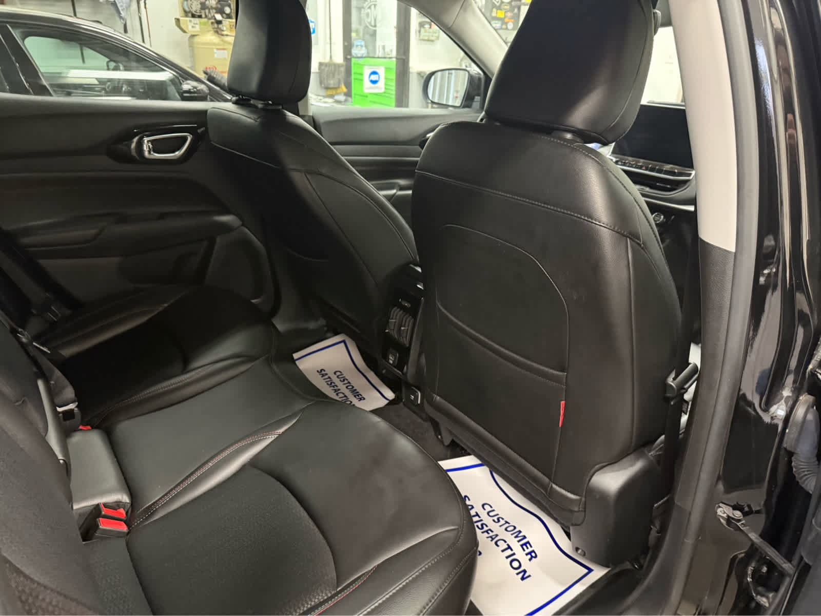 Used 2022 Jeep Compass Trailhawk AWD/4WD image 25