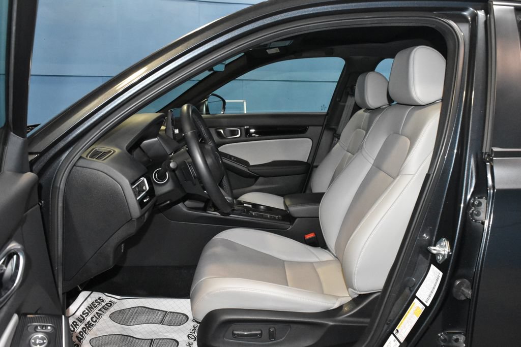 Used 2025 Honda Civic Sport Touring image 7