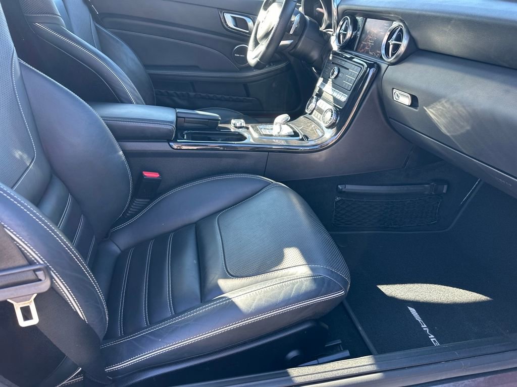 Used 2017 Mercedes-Benz SLC 43 AMG image 41
