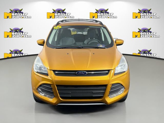 Used 2016 Ford Escape SE w/ Equipment Group 201A AWD/4WD image 2