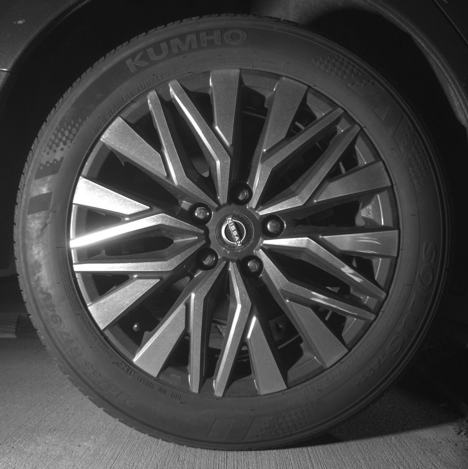 Used 2025 Nissan Altima 2.5 SV FWD image 18
