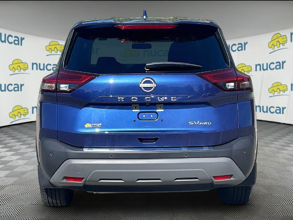 Used 2023 Nissan Rogue SV AWD/4WD image 5