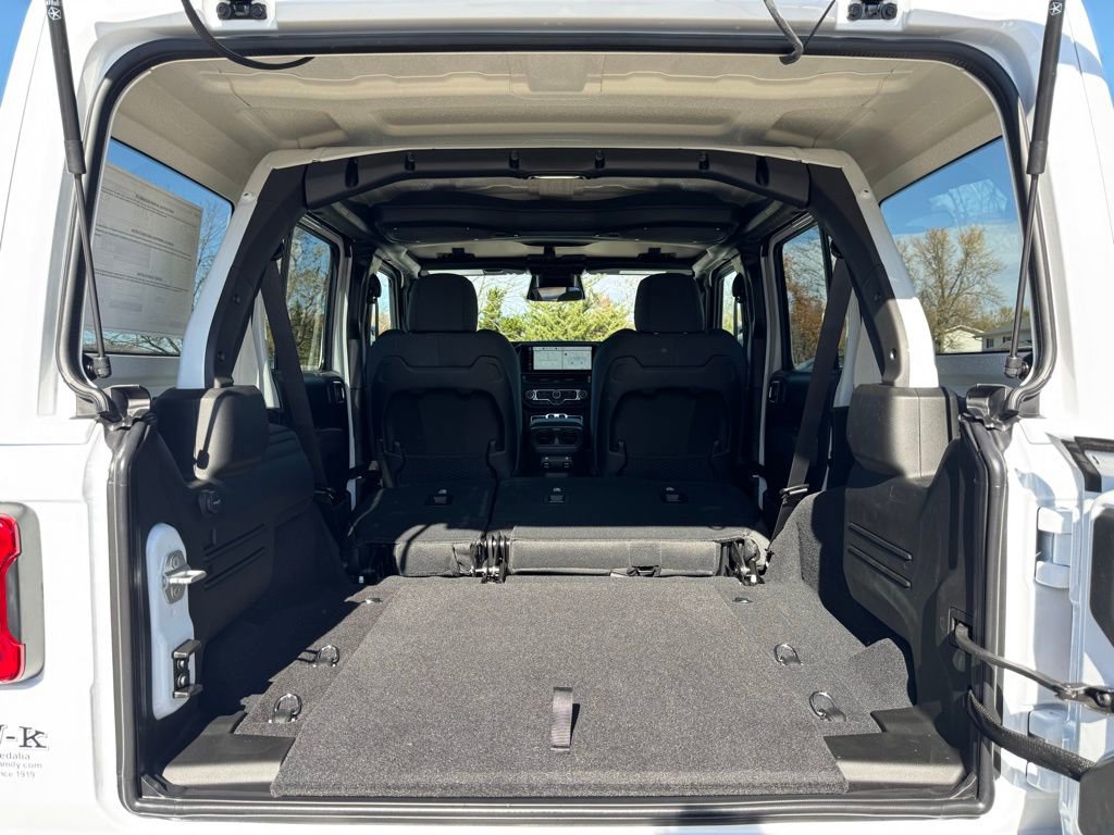 New 2026 Jeep Wrangler Unlimited Rubicon image 30
