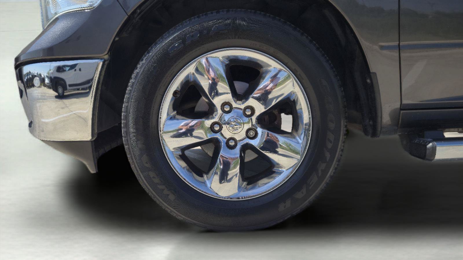 Used 2017 RAM 1500 Lone Star RWD image 11