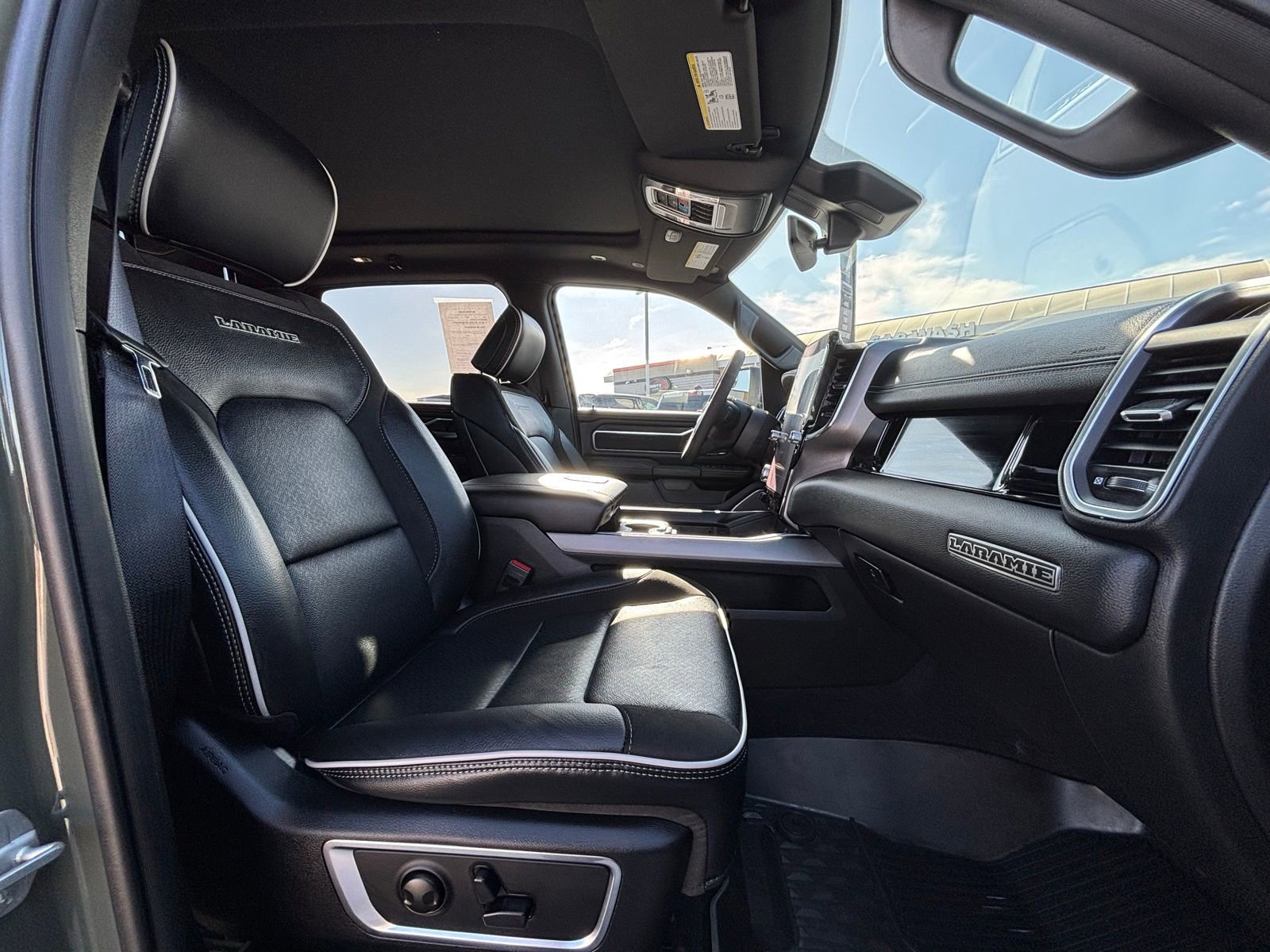 Used 2026 RAM 1500 Laramie w/ Night Edition image 18