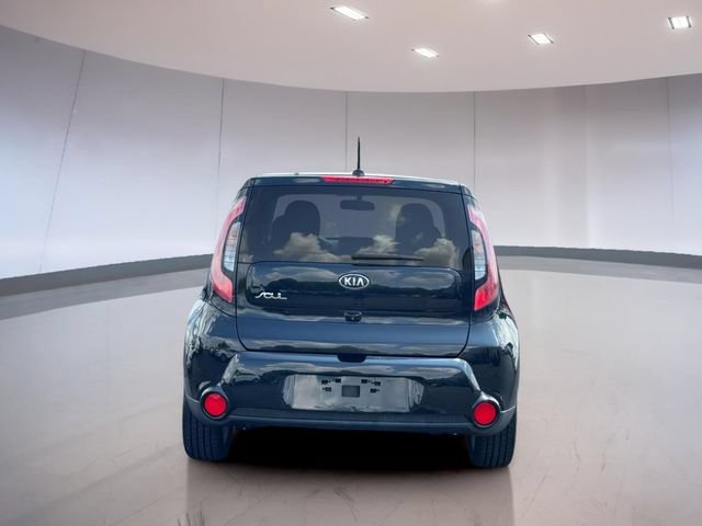Used 2016 Kia Soul + FWD image 5