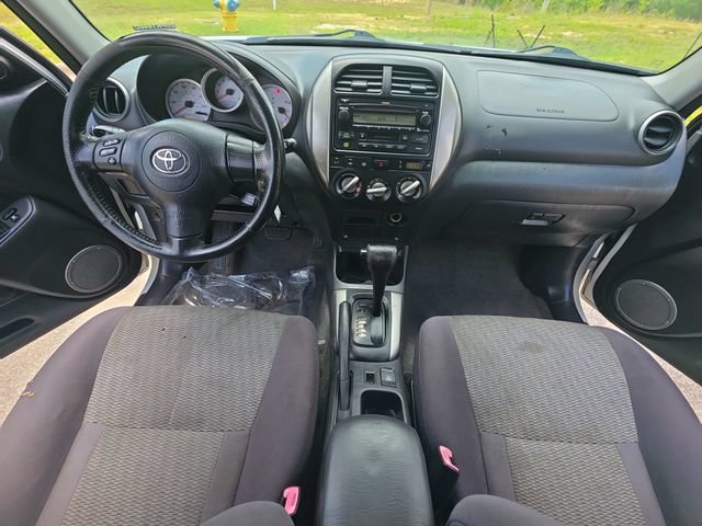 Used 2005 Toyota RAV4 2WD image 10