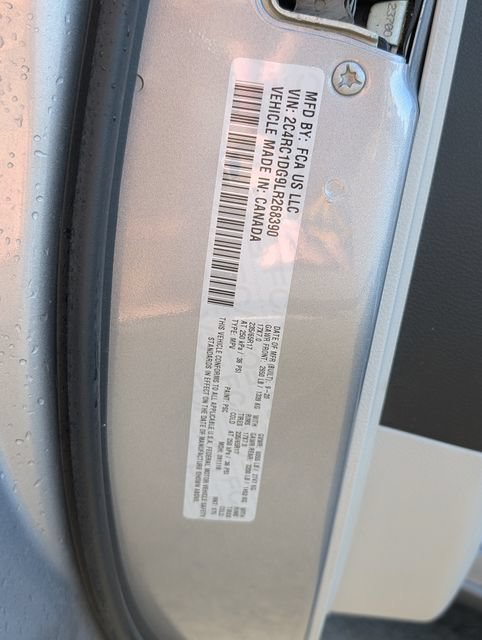 Used 2020 Chrysler Voyager Lxi FWD image 10