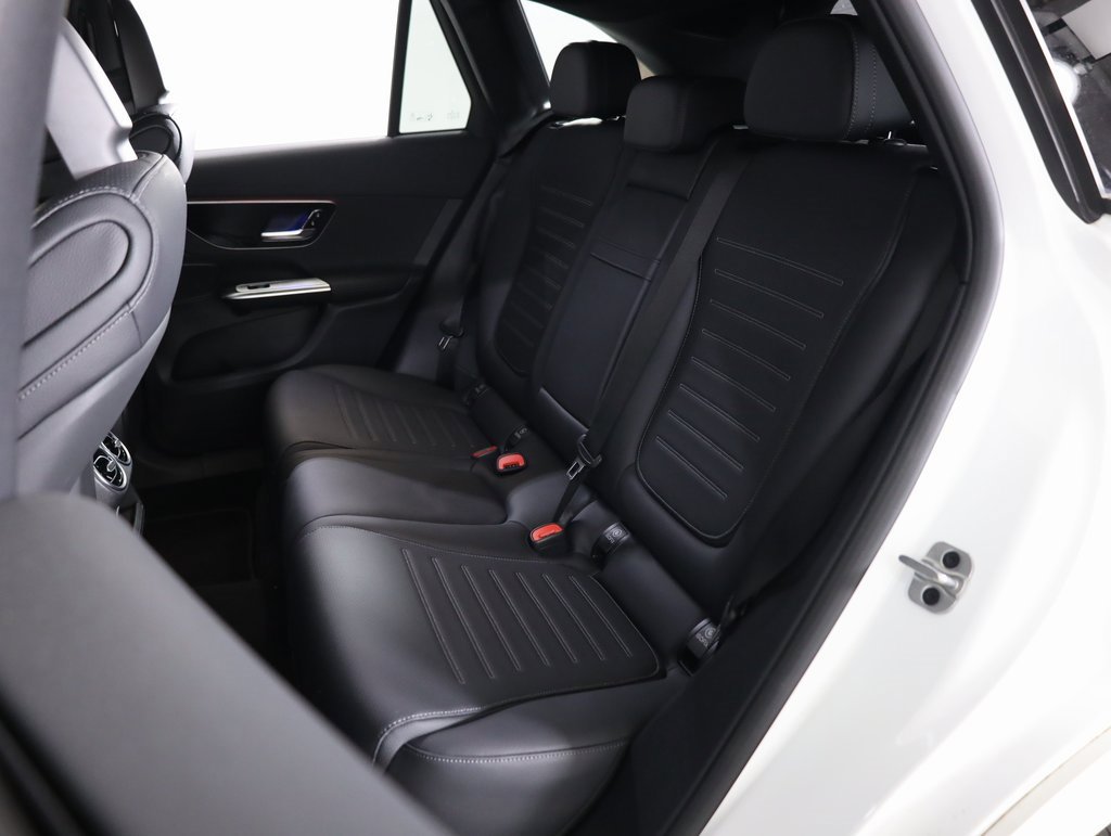 Certified 2025 Mercedes-Benz GLC 300 4MATIC image 39