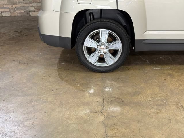 Used 2014 GMC Terrain SLT w/ Chrome Appearance Package FWD image 6