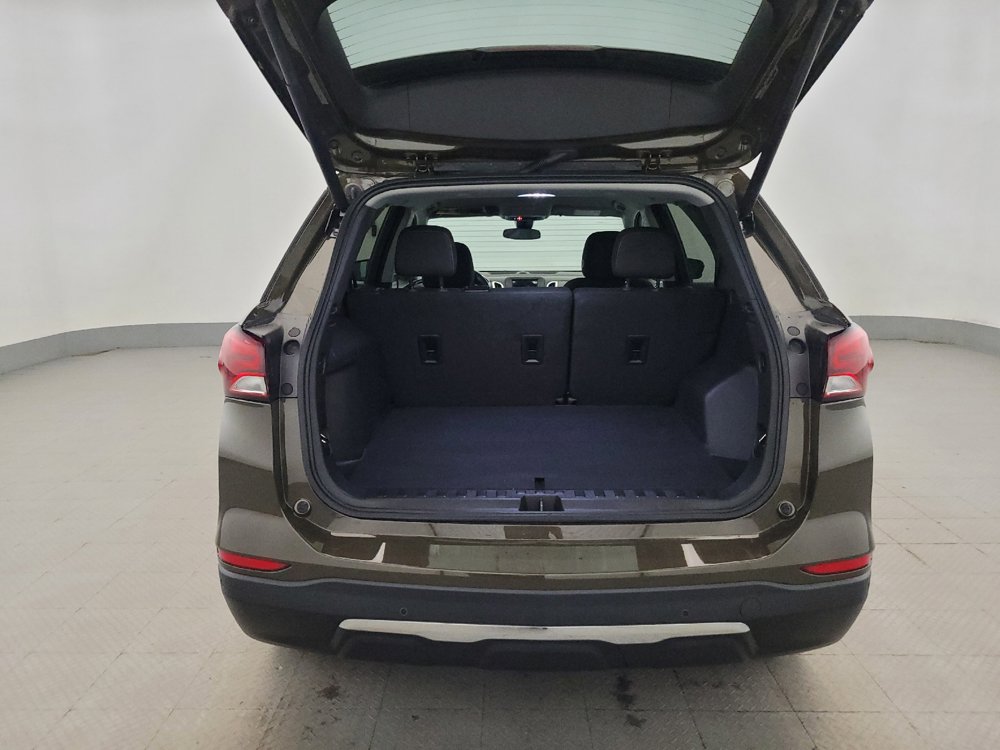 Used 2023 Chevrolet Equinox LT FWD image 29
