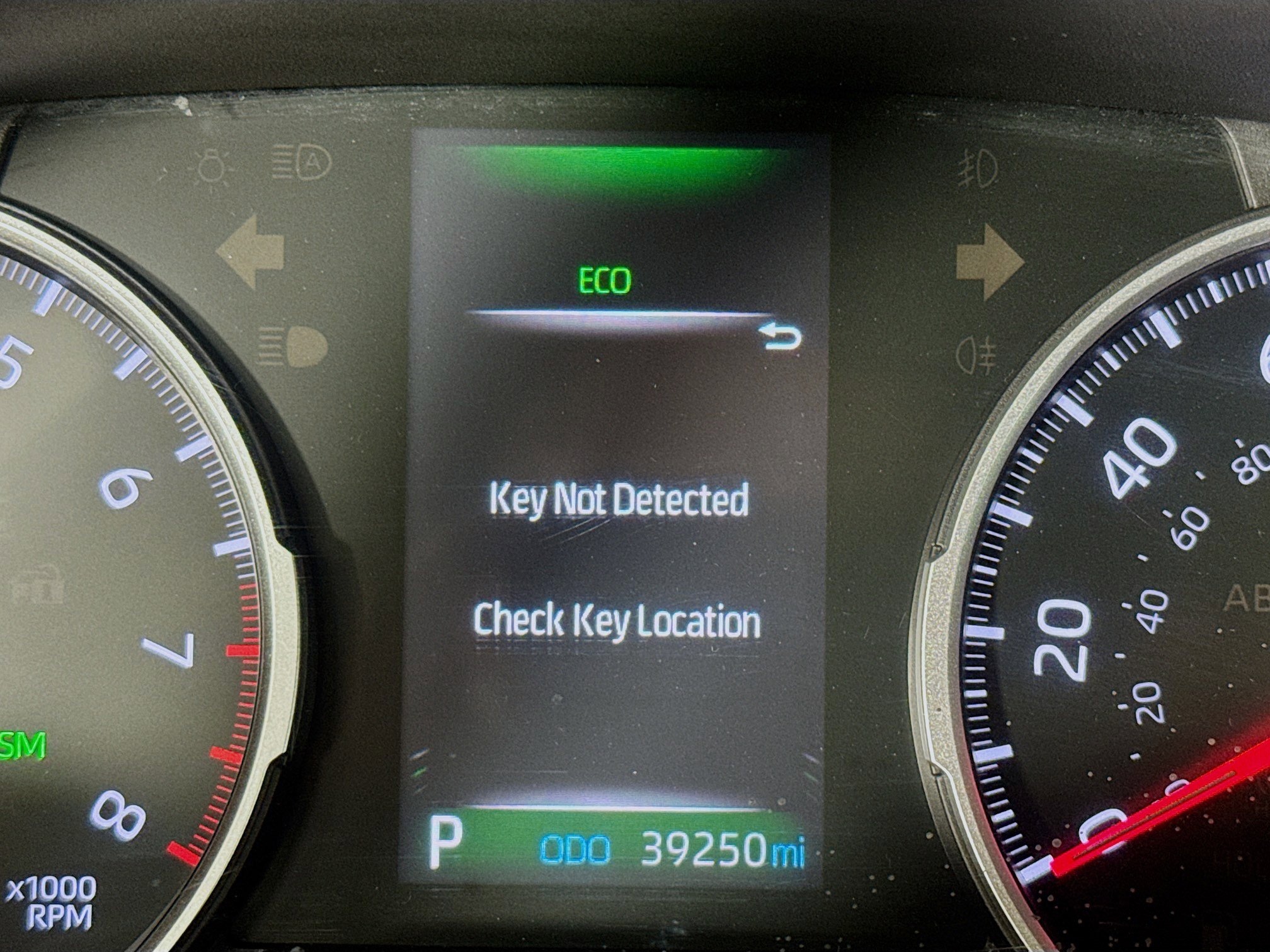 Used 2021 Toyota RAV4 XLE image 15