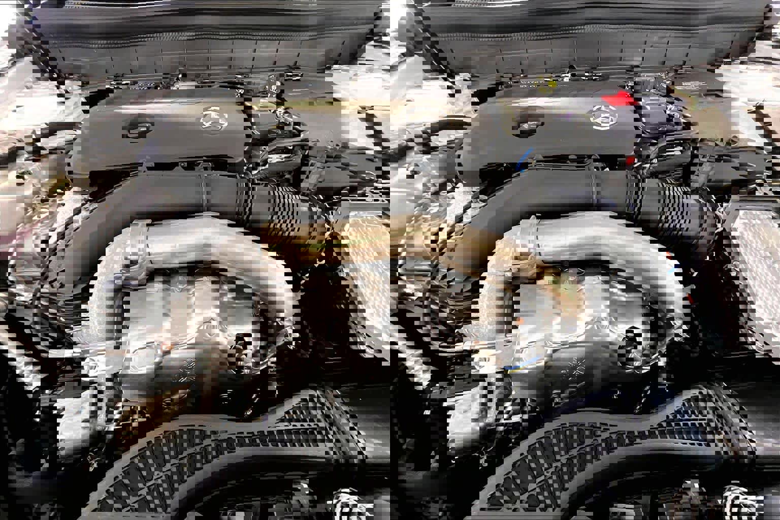 New 2026 Mercedes-Benz GLB 250 4MATIC image 14