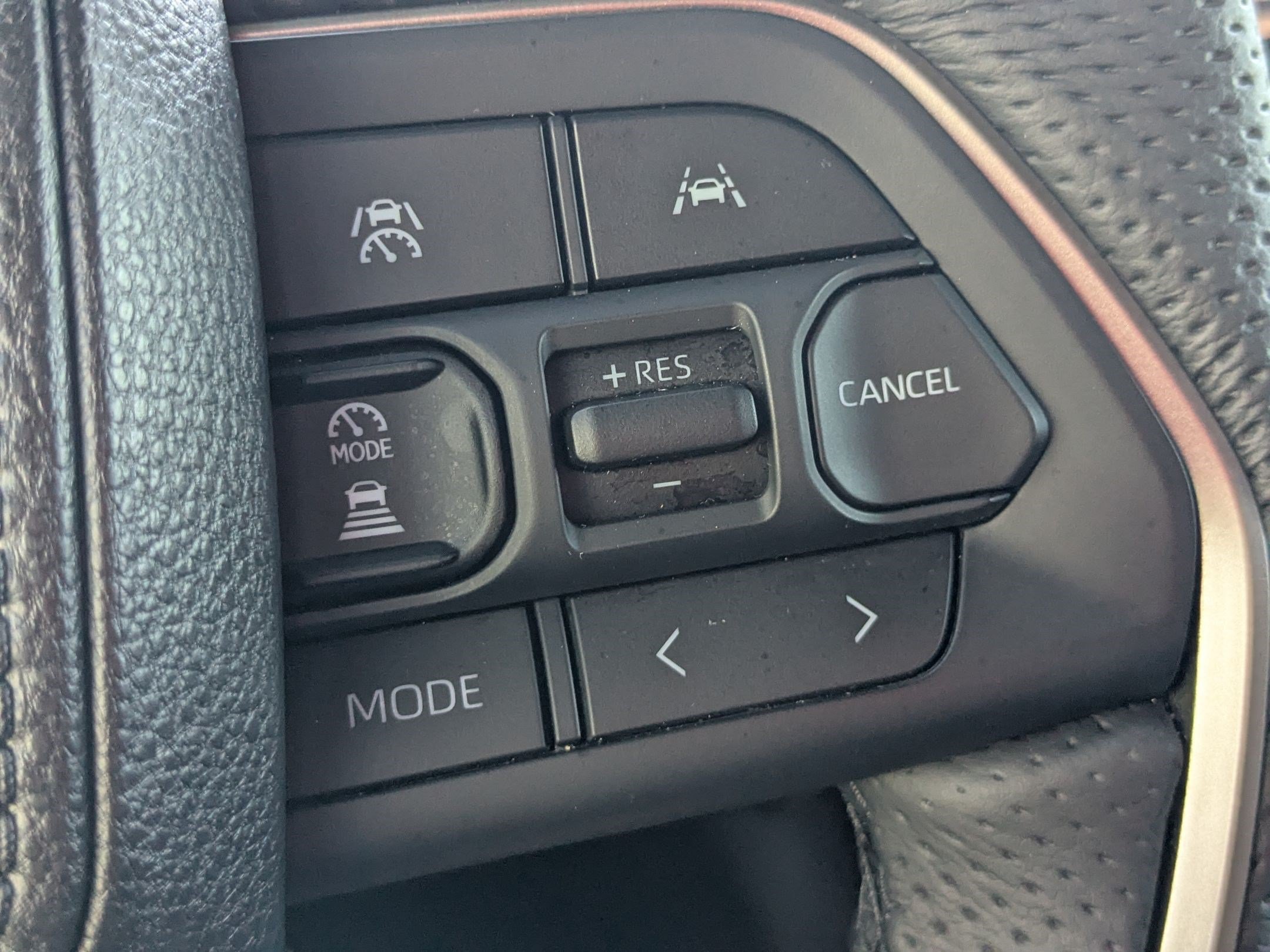 Used 2025 Toyota Tacoma SR5 AWD/4WD image 20