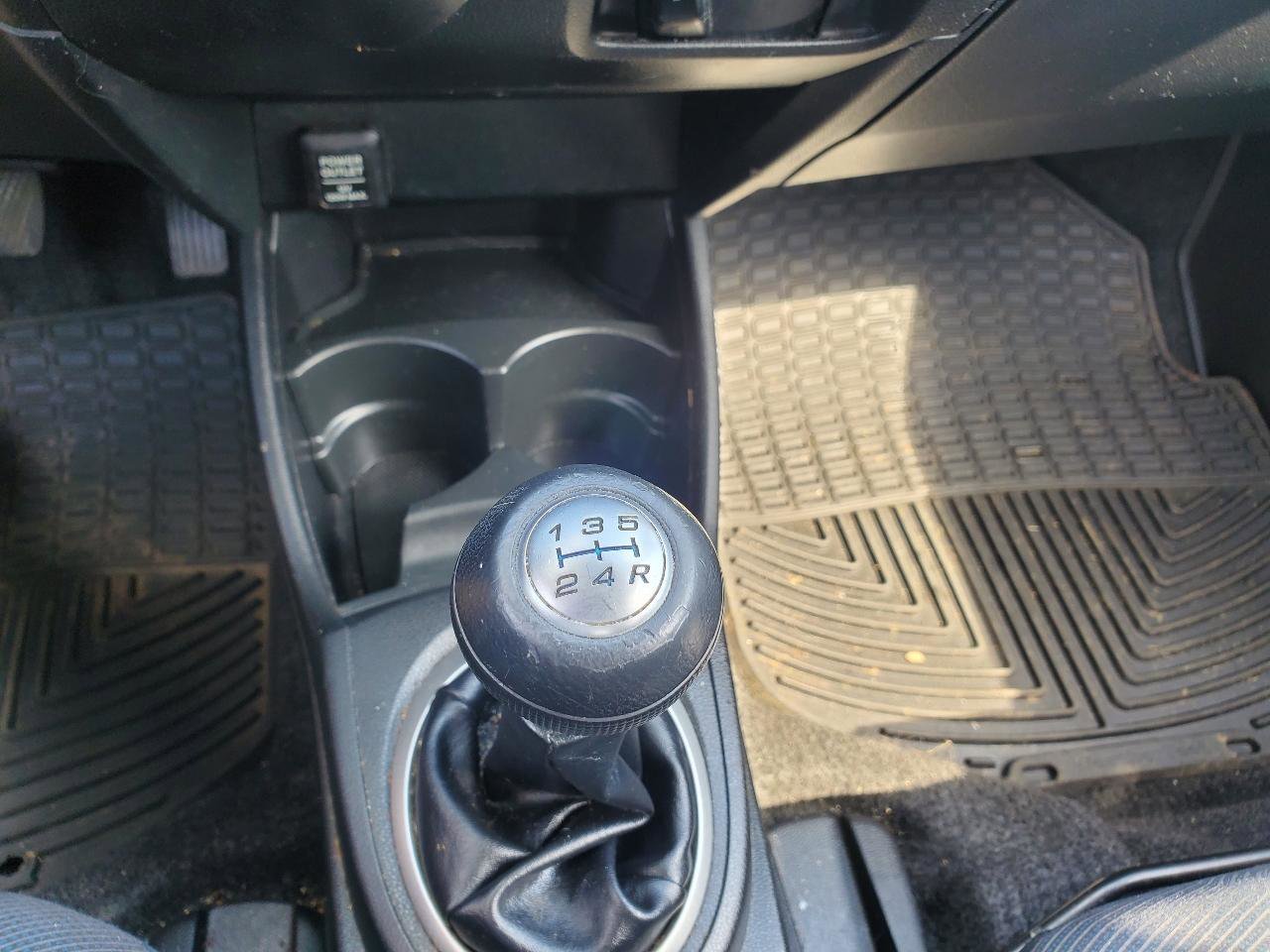 Used 2009 Honda Fit Sport image 17