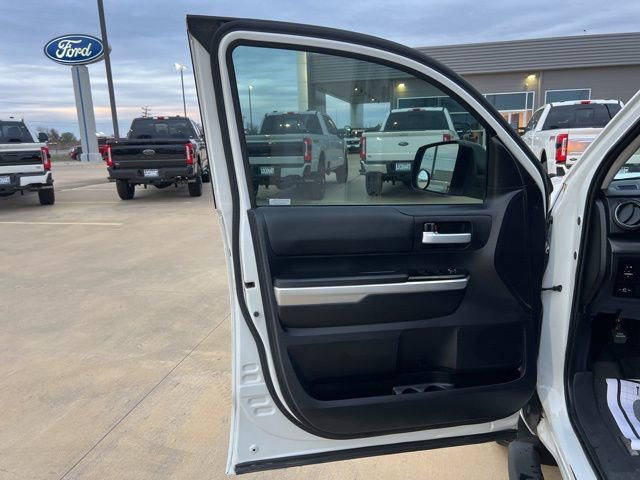 Used 2016 Toyota Tundra SR5 image 11