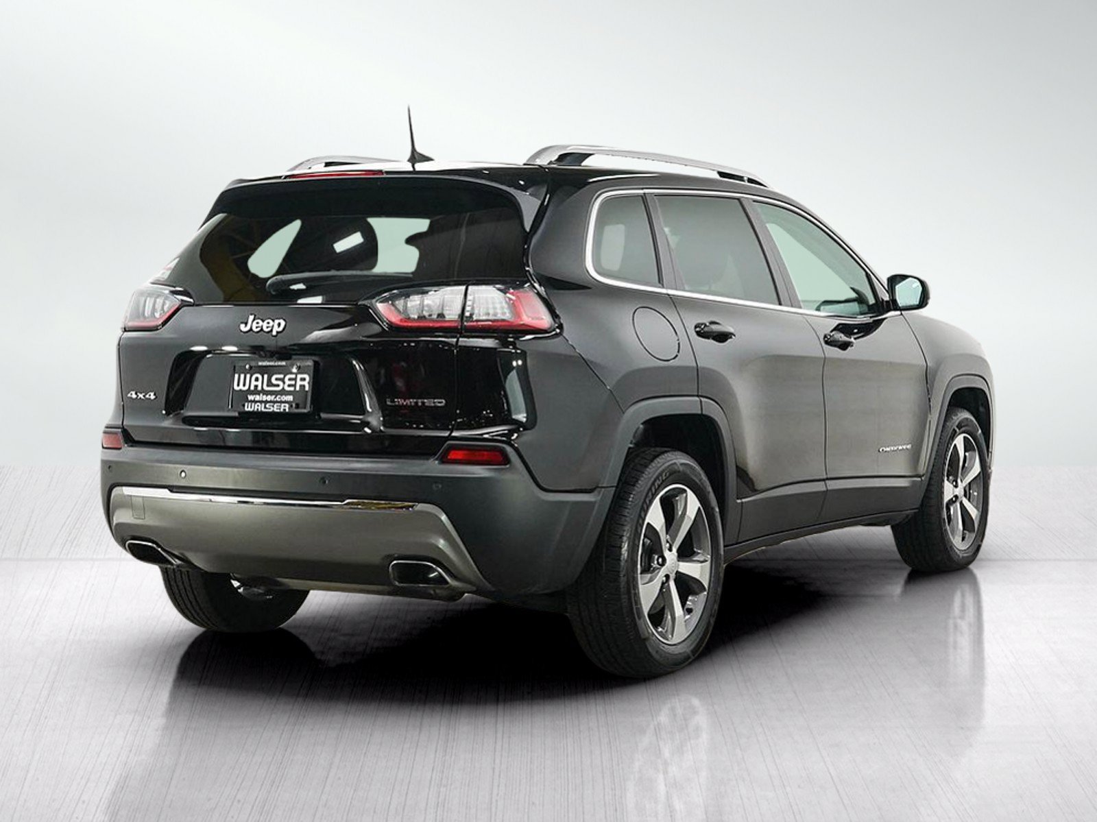 Used 2020 Jeep Cherokee Limited AWD/4WD image 5