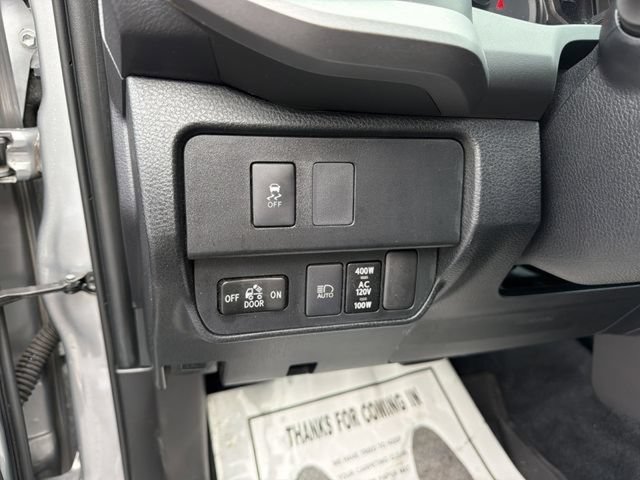 Used 2021 Toyota Tacoma TRD Sport AWD/4WD image 17