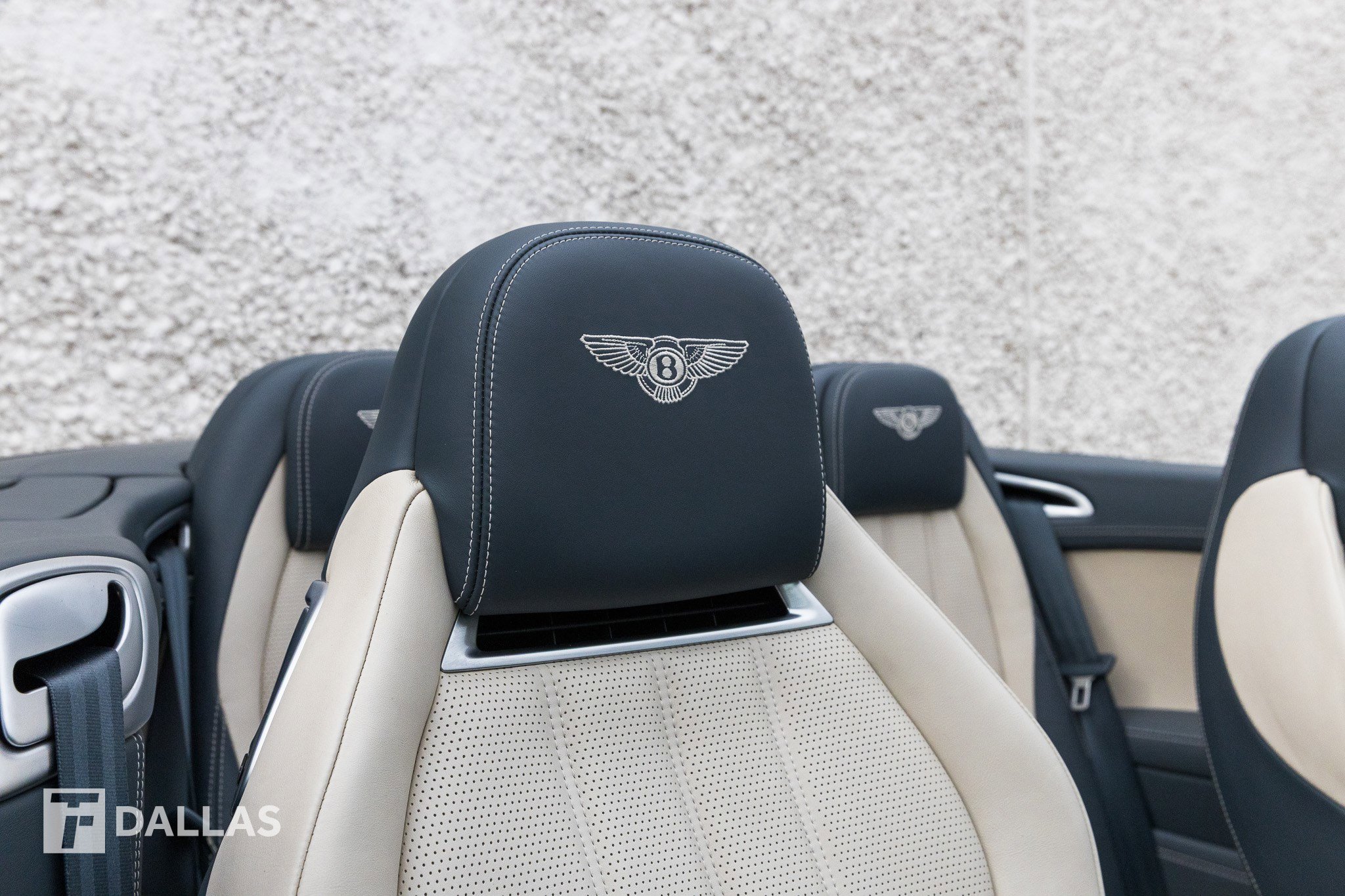 Used 2013 Bentley Continental GT image 32