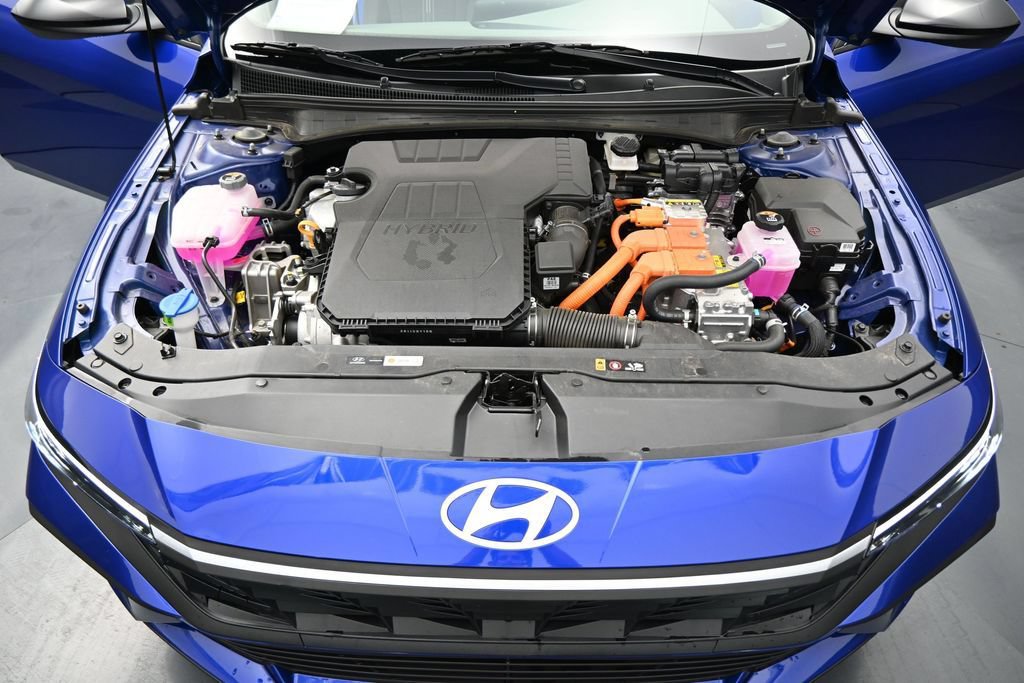 Used 2026 Hyundai Elantra SEL w/ Cargo Package FWD image 26