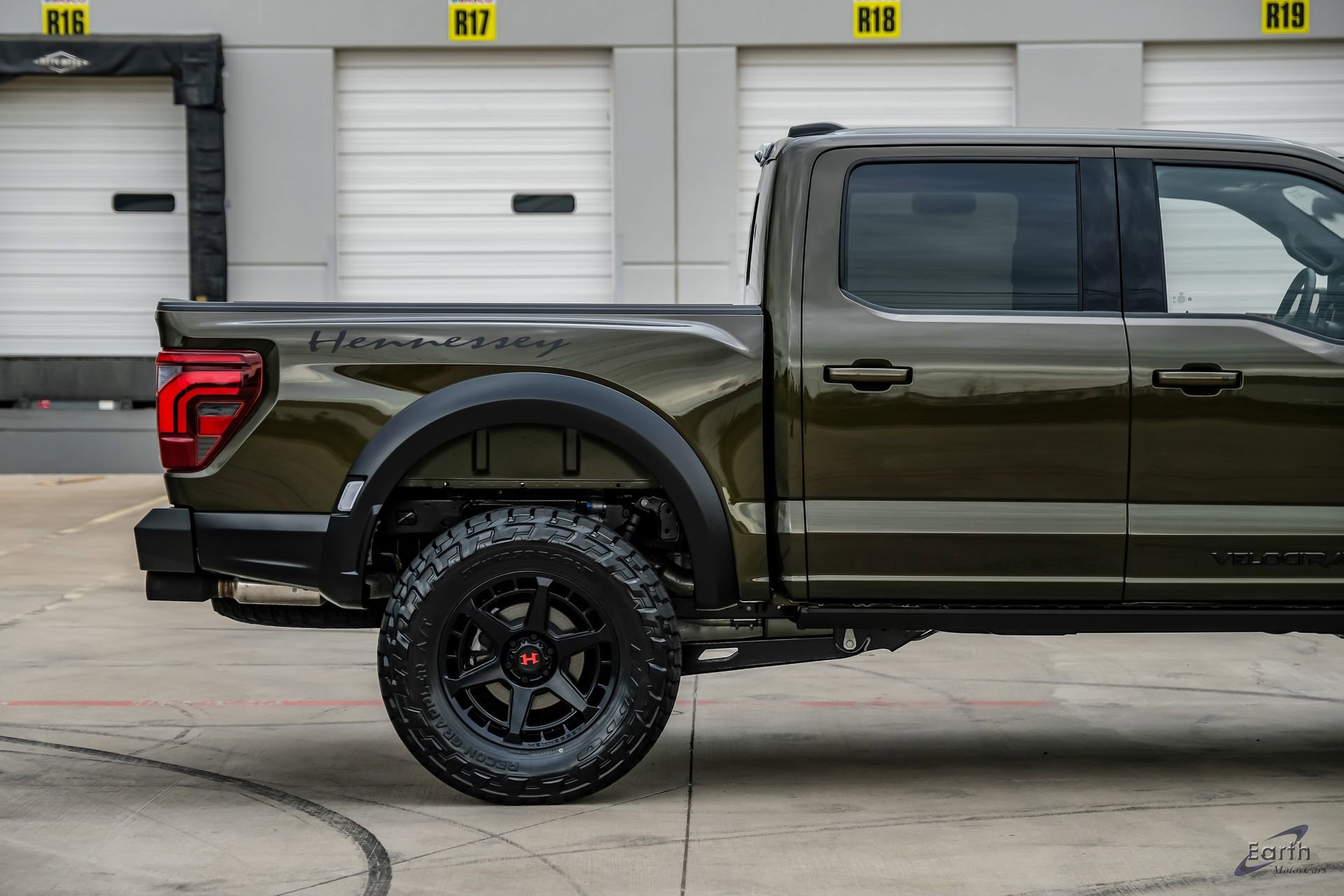 Used 2026 Ford F150 Raptor w/ Equipment Group 803A Raptor R AWD/4WD image 26