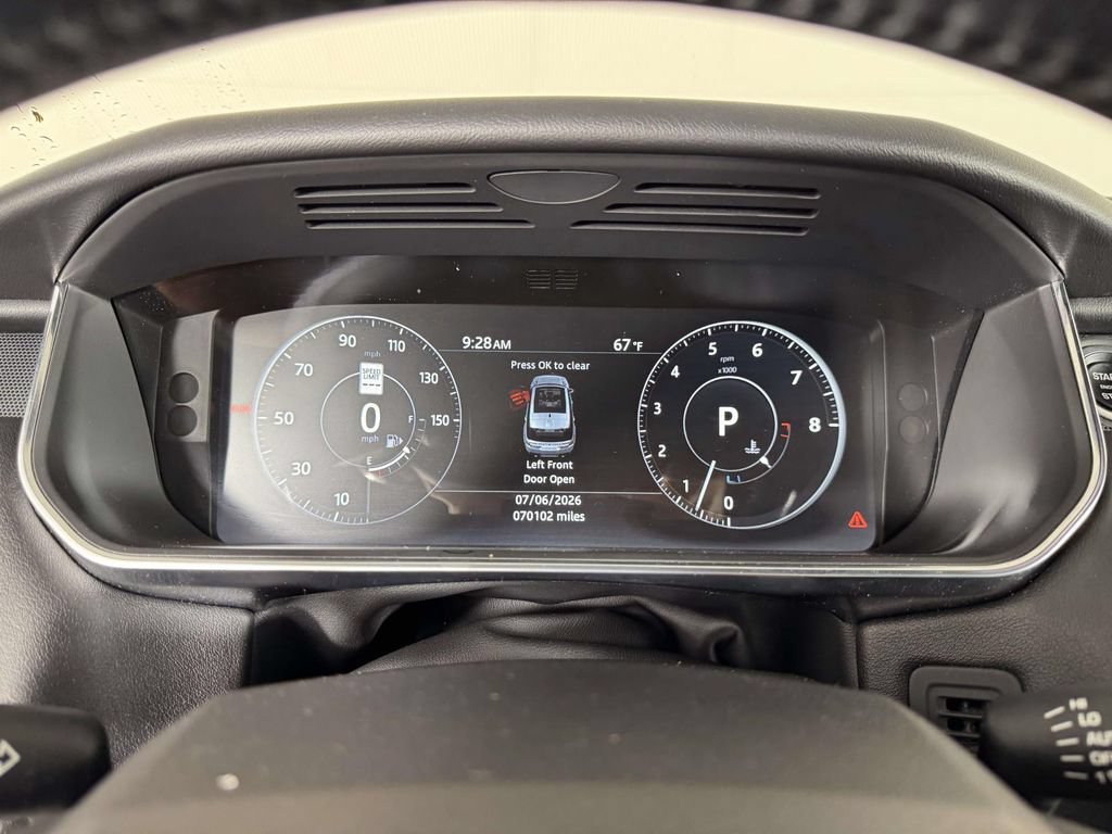 Used 2017 Land Rover Range Rover Sport HSE AWD/4WD image 3