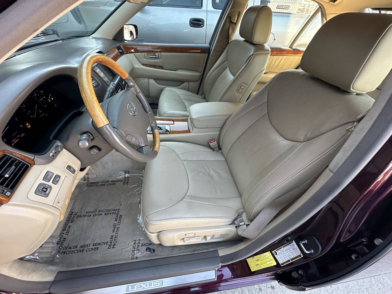 Used 2006 Lexus LS 430 w/ Modern Luxury Pkg RWD image 11