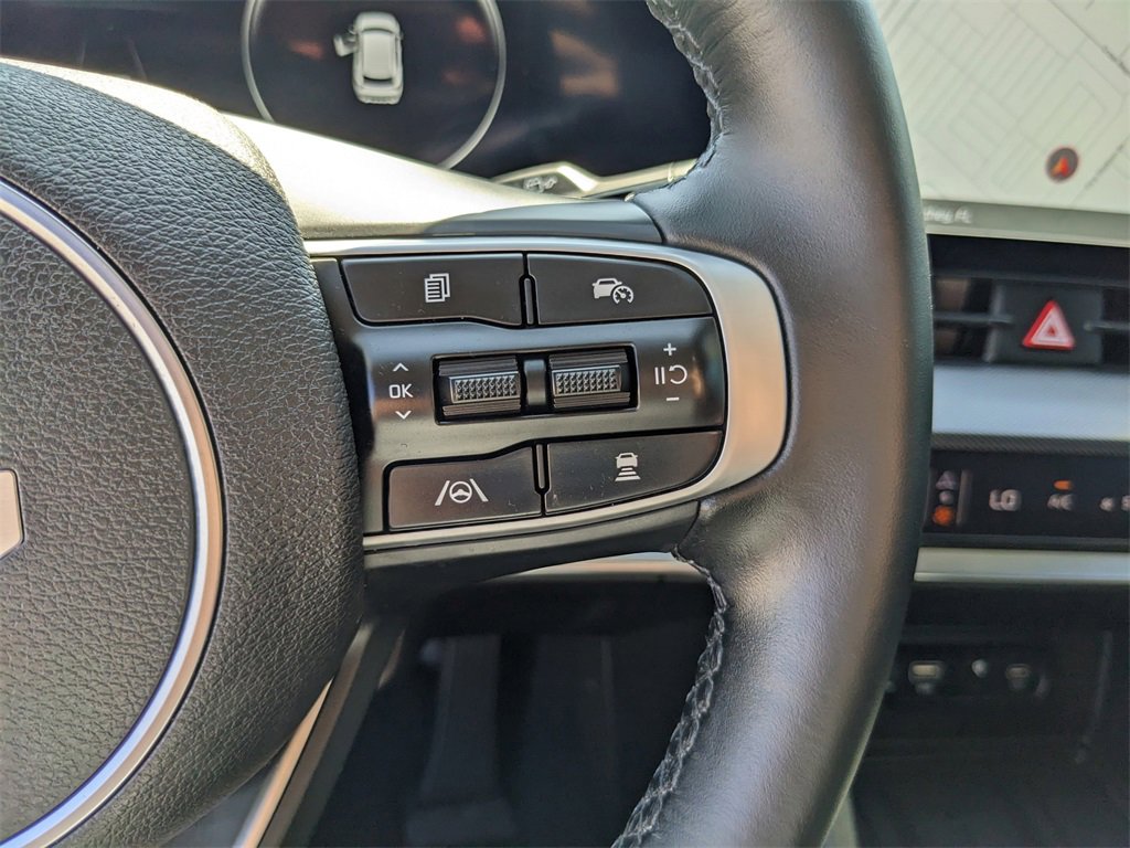 Certified 2025 Kia Sportage SX image 34
