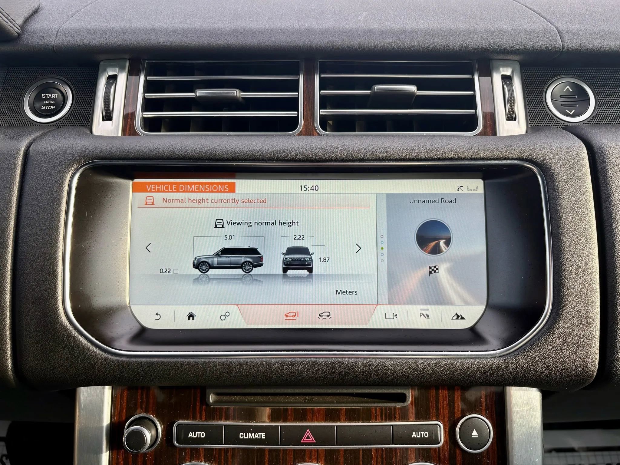 Used 2017 Land Rover Range Rover image 51