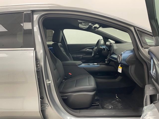 New 2026 Chevrolet Equinox EV LT image 14