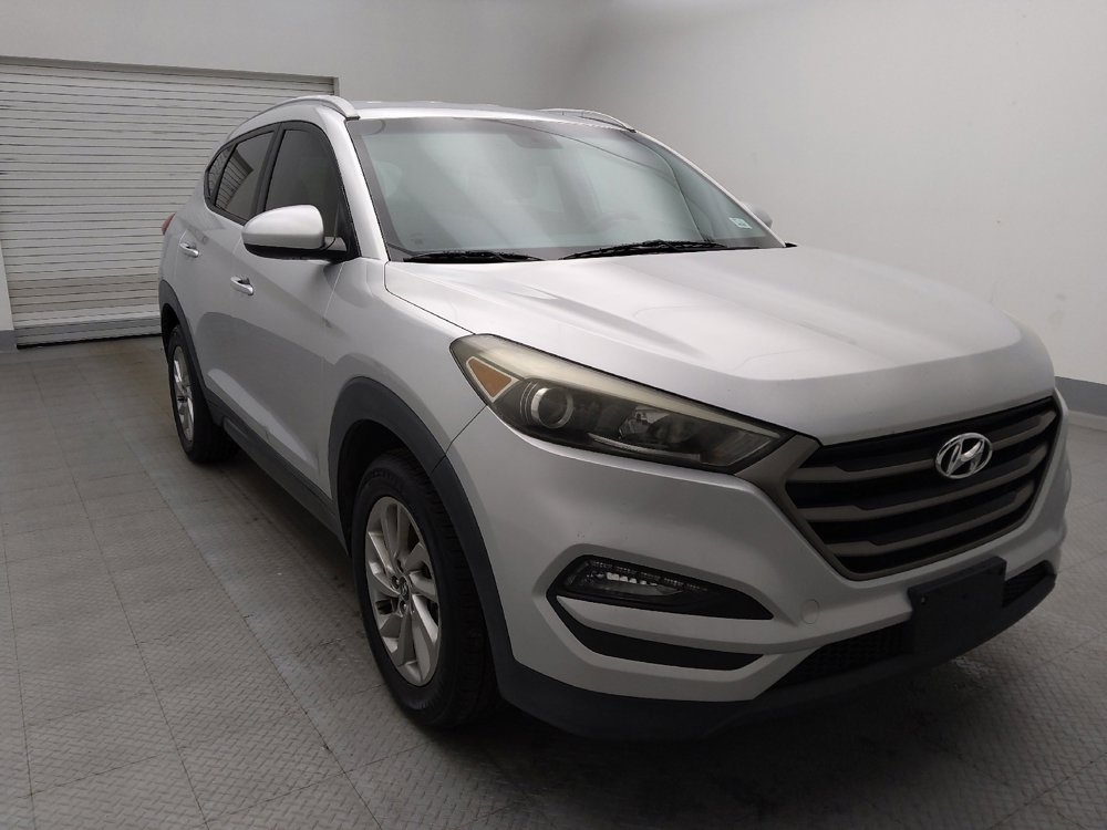 Used 2016 Hyundai Tucson SE w/ Option Group 02 FWD image 13