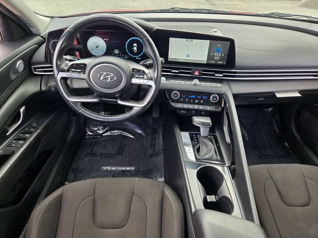 Used 2023 Hyundai Elantra SEL w/ Convenience Package FWD image 26
