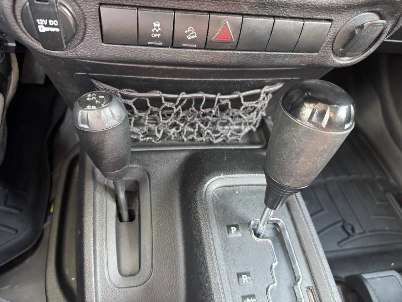 Used 2013 Jeep Wrangler Sport AWD/4WD image 18