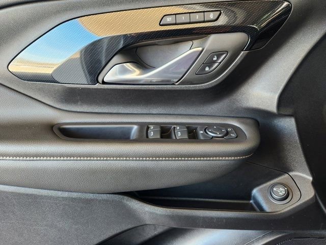 Used 2024 GMC Terrain AT4 w/ Tech Package image 24