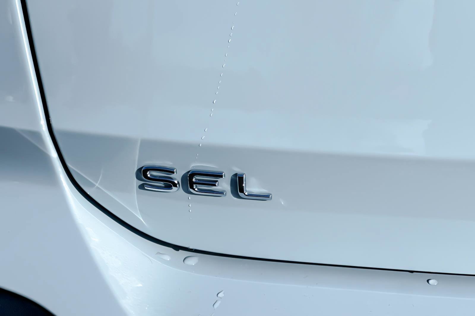 New 2026 Volkswagen Taos SEL image 26