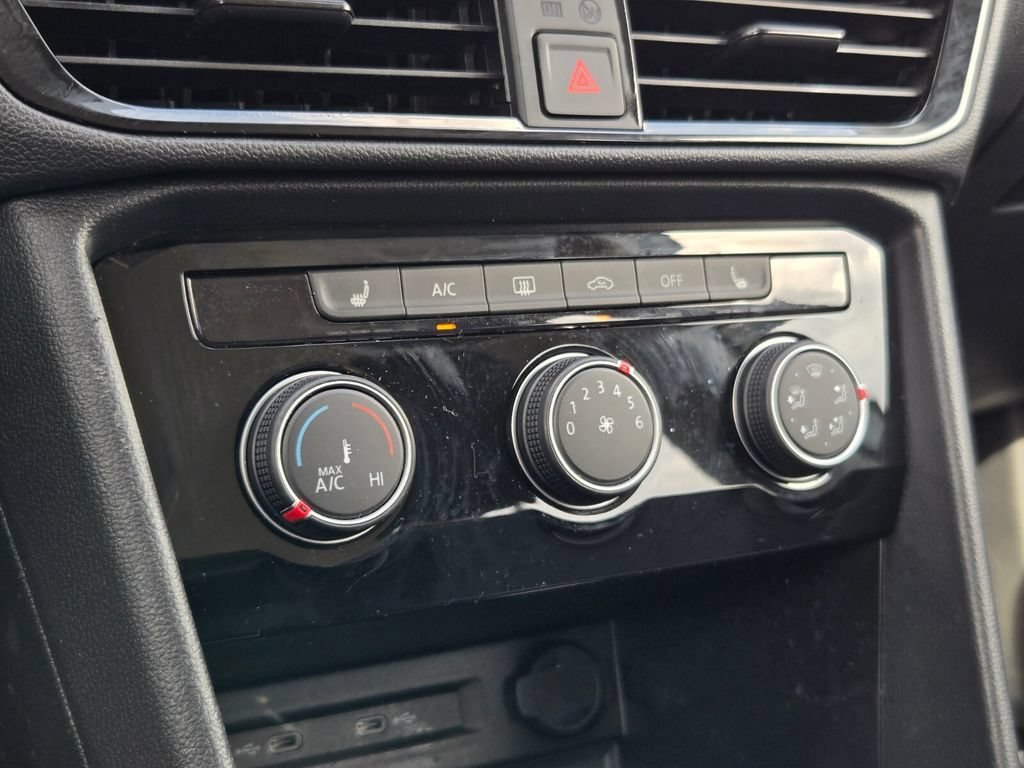 Certified 2023 Volkswagen Taos S AWD/4WD image 17