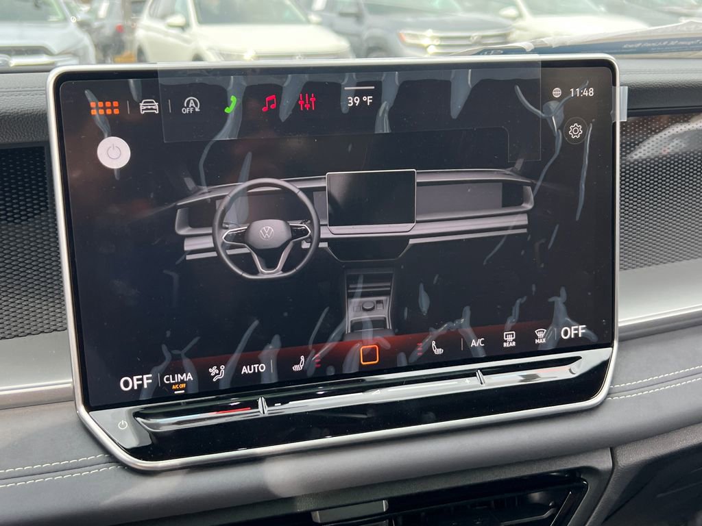 New 2026 Volkswagen Tiguan SE R-Line image 25