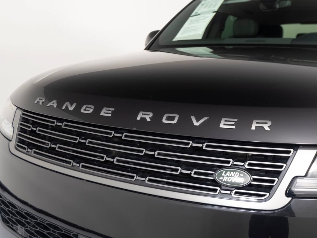 Used 2024 Land Rover Range Rover Sport SE AWD/4WD image 36