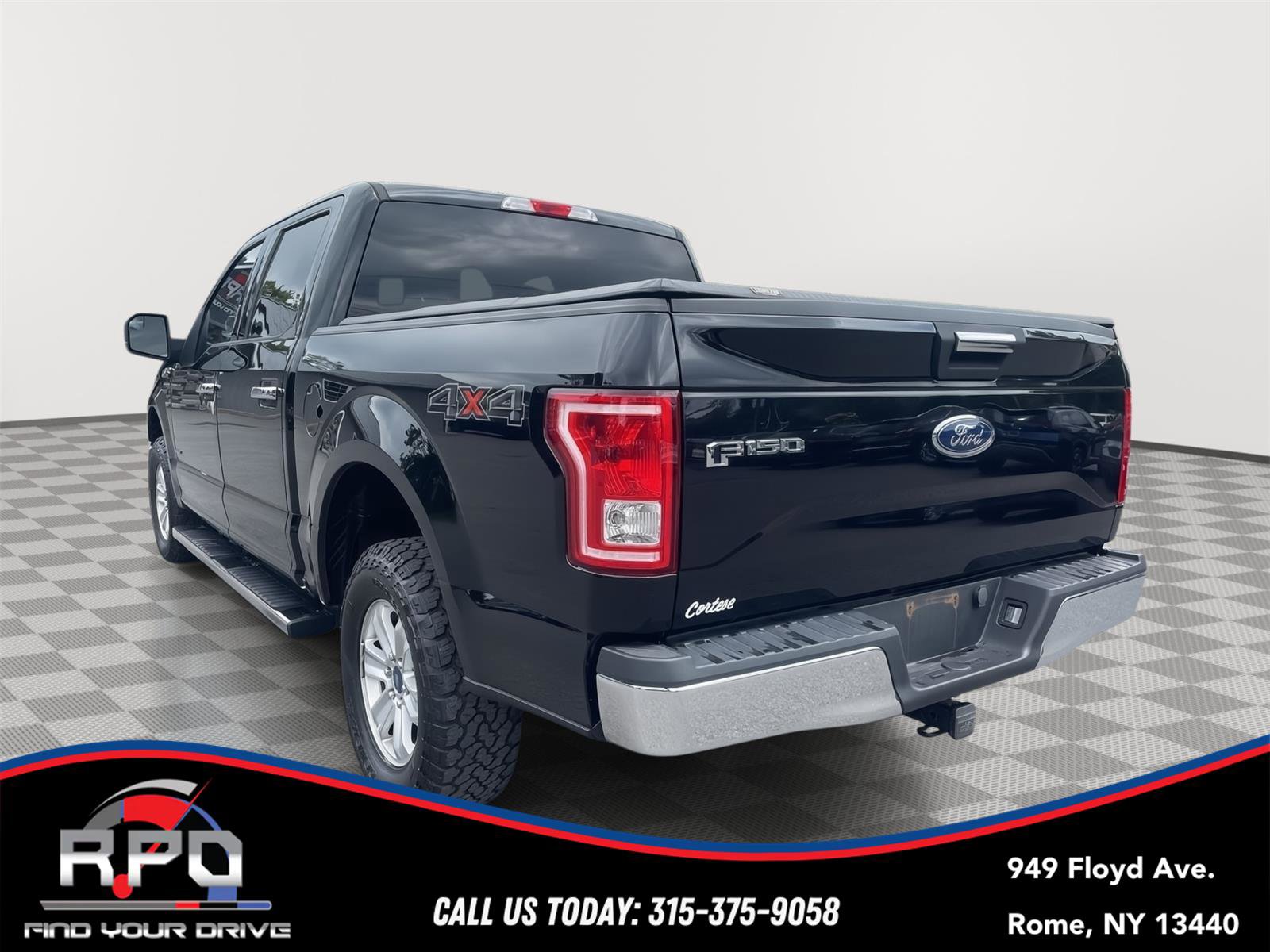 Used 2017 Ford F150 XLT image 3
