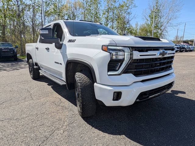 Used 2024 Chevrolet Silverado 2500 LT w/ Z71 Sport Edition AWD/4WD image 12