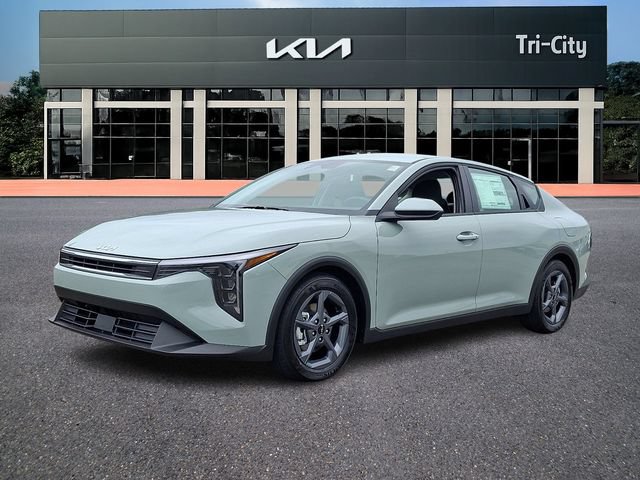 New 2026 Kia K4 FWD image 2