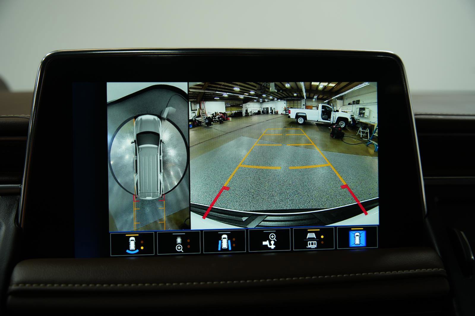 Used 2022 Chevrolet Tahoe High Country AWD/4WD image 42