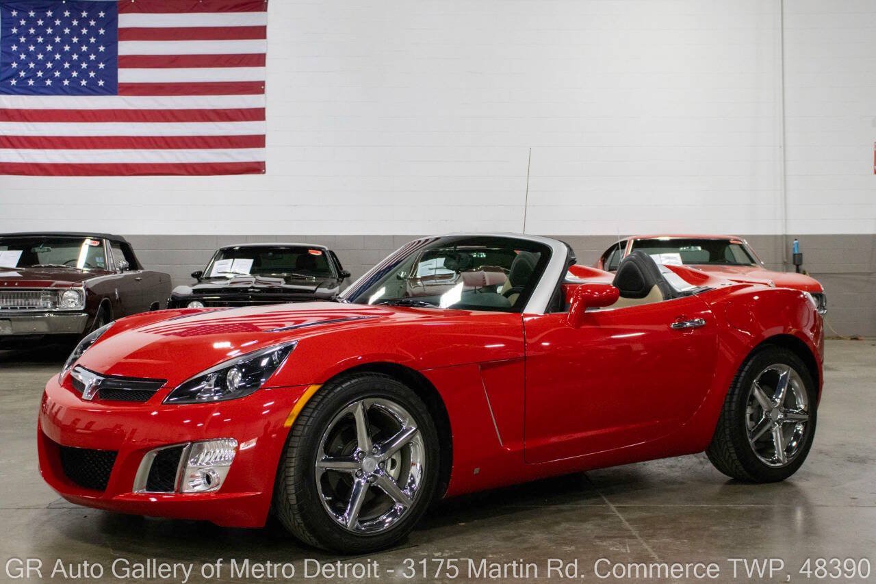 Used 2009 Saturn Sky Red Line RWD image 1