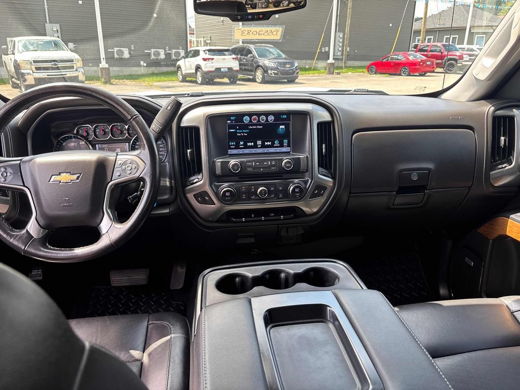 Used 2018 Chevrolet Silverado 1500 LTZ w/ Sport Package AWD/4WD image 22