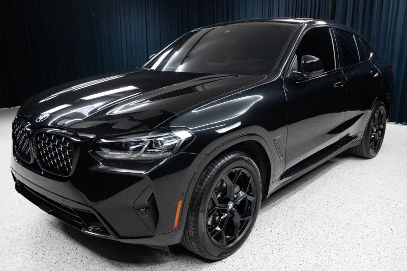 Used 2024 BMW X4 xDrive30i w/ Premium Package