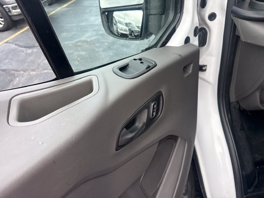 Used 2025 Ford Transit 250 Low Roof w/ Exterior Upgrade Package RWD image 33