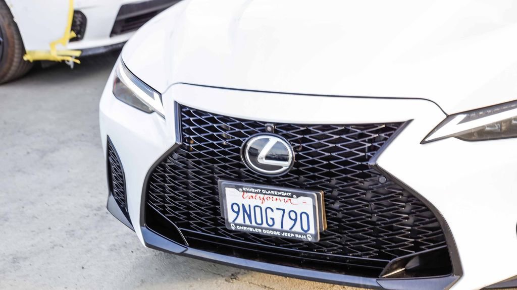 Used 2024 Lexus IS 500 image 6