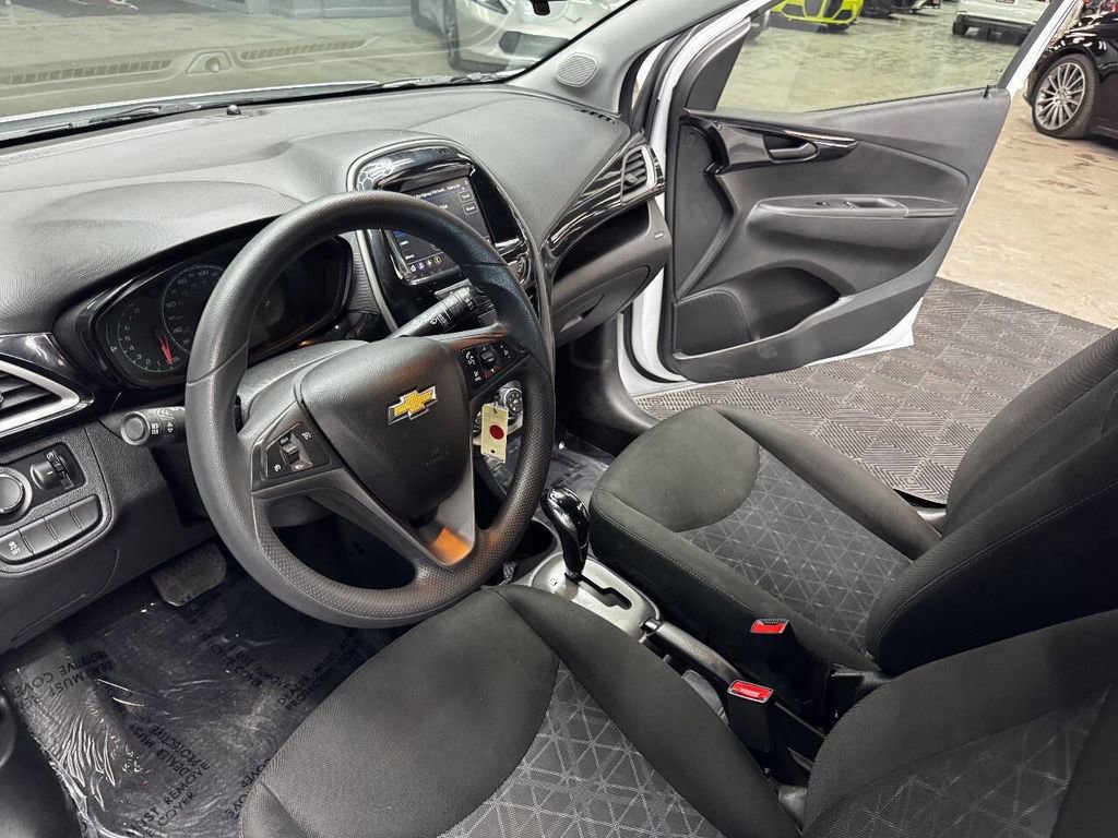 Used 2021 Chevrolet Spark LT image 31